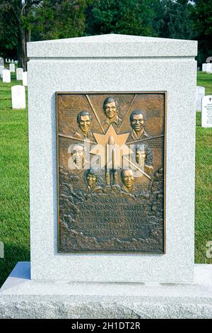 Denkmal für Herausforderer des Space Shuttles auf dem nationalfriedhof von arlington in arlington, virginia Stockfoto