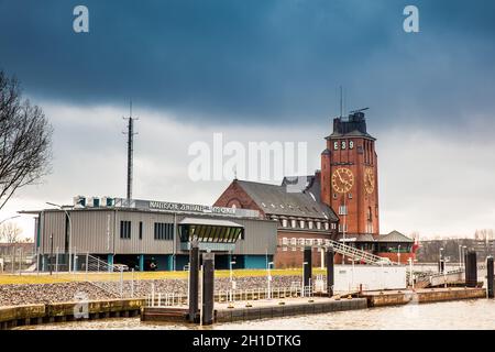 HAMBURG, DEUTSCHLAND - MÄRZ 2018: Navigator Turm in Finkenwerder am Ufer der Elbe in Hamburg Stockfoto