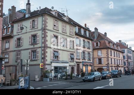 Belfort, Frankreich, 26. Dezember 2017: typische Architektur Detail von Gebäuden in der Innenstadt an einem Wintertag Stockfoto