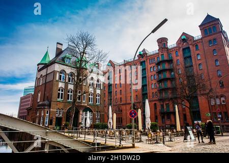 HAMBURG, DEUTSCHLAND - MÄRZ 2018: Schöne antike Gebäude in Hamburg City Stockfoto