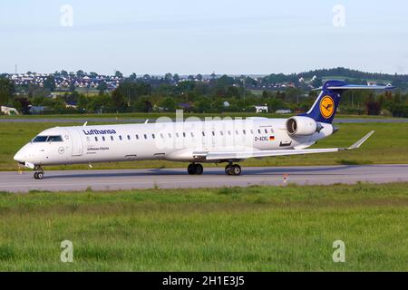 Danziger, Polen - 29. Mai 2019: Lufthansa CityLine Bombardier CRJ-900 Flugzeug auf dem Danziger Flughafen (GDN) in Polen. Stockfoto