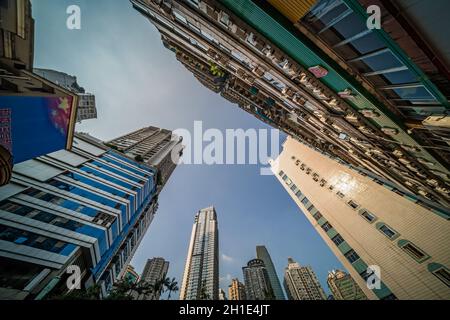 Chongqing, China - August 2019 : Hochhäuser für Gewerbe, Gewerbe und Wohnen im Jiefangbei Bezirk Stockfoto