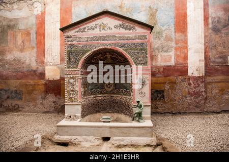 Pompeji, ITALIEN - April, 2018: Haus der kleinen Brunnen in der antiken Stadt Pompeji Stockfoto