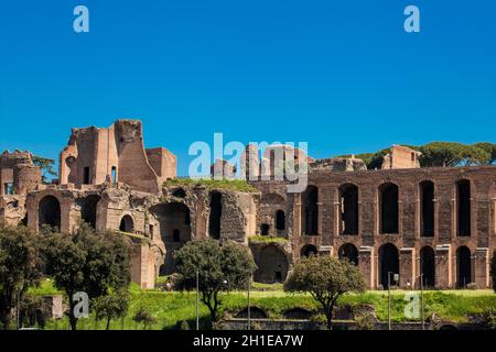 Tempel des Apollo Palatinus auf Palatin Hügel des antiken Rom und Circus Maximus Stockfoto