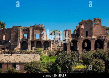 Tempel des Apollo Palatinus auf Palatin Hügel des antiken Rom und Circus Maximus Stockfoto