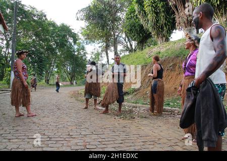 Buerarema , bahia / brasilien - 17. juni 2012: Tupinamba Indianer werden während der Besetzung einer Farm in der Gemeinde Buerarema gesehen. *** Lokale Bildunterschrift Stockfoto