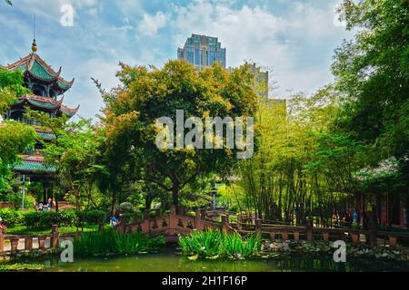 CHENGDU, China 15. APRIL 2018: wangjiang Wangjiang Pavillon (Turm) in Wangjianglou Park. Chengdu, Sichuan, China Stockfoto