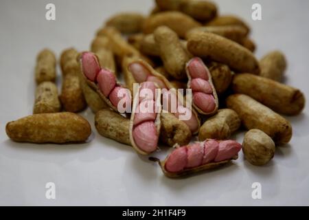 salvador, bahia / brasilien - 28. Mai 2020: Erdnüsse sind in der Stadt Salvador zu sehen. *** Ortsüberschrift *** . Stockfoto