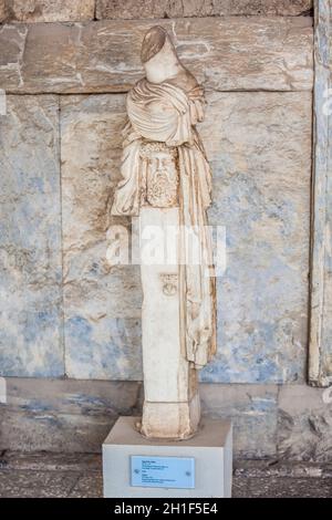 Athen, Griechenland - April, 2018: Unterstützung für eine Statue des Hermes, der säugling Dionysos am Stoa des Attalos in Athen Stockfoto