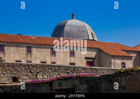 Die Festung von Sao Joao da Foz wurde im späten sechzehnten Jahrhundert erbaut, um die Küste und die Flussmündungen des Douro besser zu schützen Stockfoto