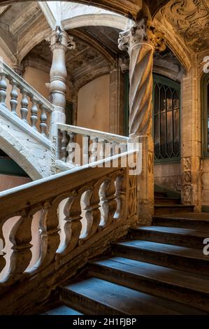 FRANKREICH. DORDOGNE (24). PERIGUEUX. RENAISSANCE-TREPPE DES HOTELS DE L'ESTRADE, 1, STRASSE DE LA SAGESSE Stockfoto