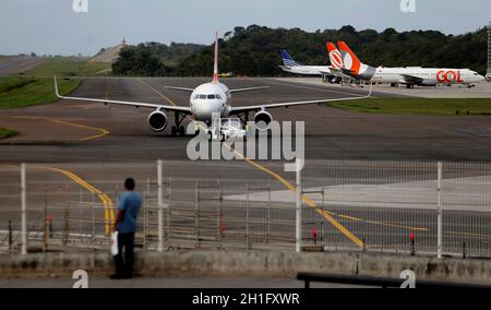 salvador, bahia / brasilien - 14. Juni 2018: Flugzeuge werden im Innenhof des stadtflughafens von salvador gesehen. *** Ortsüberschrift *** . Stockfoto