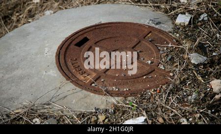 salvador, bahia / brasilien - 16. juni 2020: Kanaldeckel ist in einer Eigentumswohnung in der Stadt Salvador zu sehen. *** Ortsüberschrift *** Stockfoto