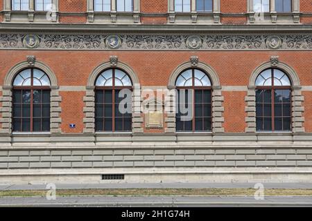 Wien, Österreich - 12. Juli 2015: Gebäude des Museums für angewandte Kunst in Wien, Österreich. Stockfoto