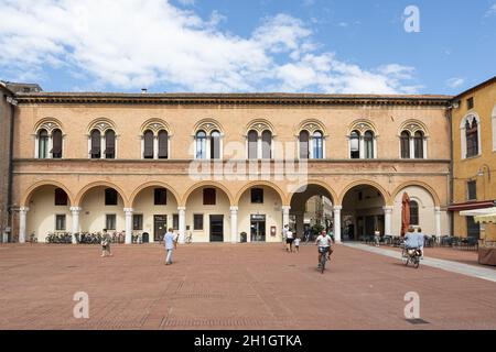 Ferrara, Italien. 6. August 2020. Der Innenhof des Rathauses in Ferrara, Italien Stockfoto