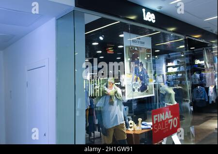 Kiyv, Ukraine - 9. August 2020: Lee Cooper und Wrangler am 9. August 2020 in Kiyv, Ukraine Stockfoto