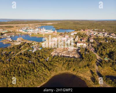 Bau eines neuen Krankenhauses in Solovki. Russland, Archangelsk Region, Solowetski-Inseln Stockfoto