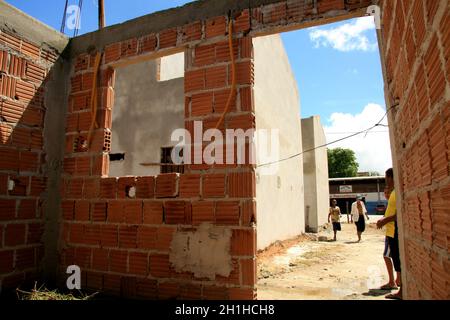 Eunapolis, bahia / brasilien - 15. januar 2009: Menschen, die Mitglieder des Vereins sind Bewohner ohne Dach werden während der Invasion des Hauses gesehen Stockfoto