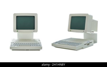 Vilnius, Litauen - 03. September 2020: Vintage Retro-Klassiker Apple Macintosh Desktop-Computer aus den achtziger Jahren isoliert auf weißem Hintergrund. Zwei f Stockfoto