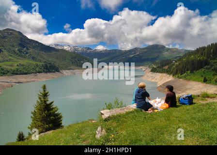 Ein Picknick in der Nähe des Sees von Roselend, französische Alpen Stockfoto