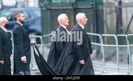 London, Großbritannien. Oktober 2021. Prozession von den Houses of Parliament zur St. Margret's Church Westminster für einen Gedenkdienst für den ermordeten Abgeordneten Sir David amiss Credit: Ian Davidson/Alamy Live News Stockfoto