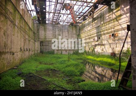 Orford Ness, Orford, Suffolk, England, Großbritannien. Eine Atomwaffentestzelle am ehemaligen Technikhauptsitz und der Telemetriestation des Atomwaffenforschungszentrums. Stockfoto