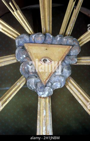 Christliche religiöse Symbol - Allsehendes Auge Stockfoto