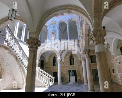 Dubrovnik, Kroatien - 07. Juni 2015: Die Altstadt von Dubrovnik, Kroatien am 07. Juni 2015 . Dubrovnik ist ein UNESCO-Weltkulturerbe Stockfoto