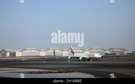 Emirates Airbus A340 am Flughafen Dubai, VAE Stockfoto