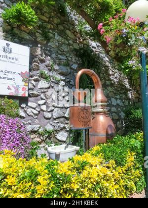 Capri, Italien - 04. Mai 2014: Altes Parfümlabor auf der Insel Capri, Amalfiküste, Neapel, Italien Stockfoto