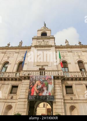 Padua, Italien - 19. September 2014: Cavour-Platz in Padua, Italien am 19. September 2014 Stockfoto