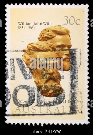 Die in australien gedruckte Briefmarke zeigt Burke und Wills, um 1983 Stockfoto