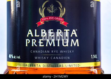 Calgary, Alberta, Kanada. November 16, 2020. Alberta Premium Canadian Rye Whiskey Nahaufnahme einer Flasche. Stockfoto