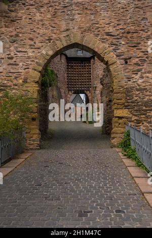 Schloss Wildenburg in der eifel im Herbst Stockfoto