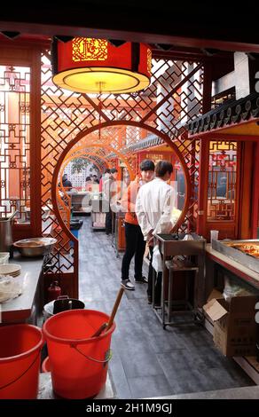 Interieur des Restaurants Nanluoguxiang hutong in Peking, China Stockfoto