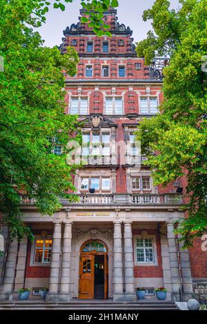 Der Eingang zur Maritimen Universität von Stettin, genannt Akademia Morska, ist eine öffentliche Universität, die 1947 gegründet wurde Stockfoto