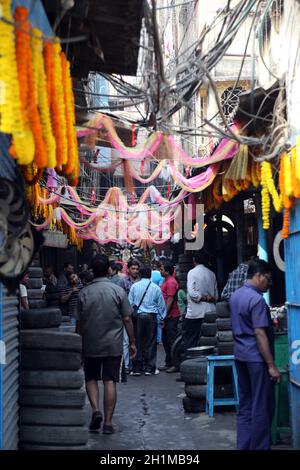 Autoteile-Lager auf Malick Bazar in Kalkutta, Indien Stockfoto