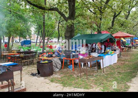 Slavjansk-auf-Kuban, Russland - 14. September 2018: Tag der Stadt Slavjansk-auf-Kuban, folk Feste in der City Park. Darstellung der ländlichen eingestellt Stockfoto