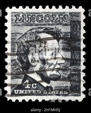 Stempel gedruckt in den USA zeigt Präsident Abraham Lincoln (1809-1865), reihe prominente Amerikaner, ca. 1965 Stockfoto