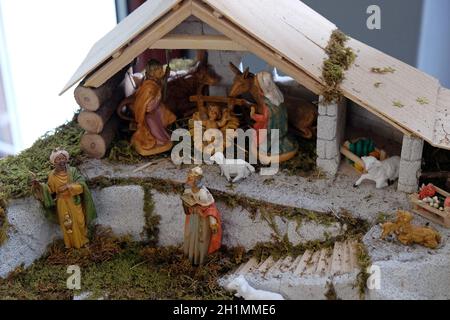 Krippenarbeit von I. Simunovic, Ausstellung der Krippen in der Galerie Vijenac in Zagreb, Kroatien Stockfoto