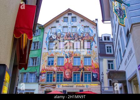 Luzern, Schweiz - 02. Mai 2017: Das Restaurant Fritschi im alten Haus in Luzern, Schweiz, am 02 2017. Mai Stockfoto