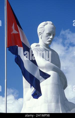 Das Denkmal von jose marty auf der Plaza de la Revolicion in der Stadt Havanna in Kuba. Kuba, Havanna, Oktober 2005 Stockfoto