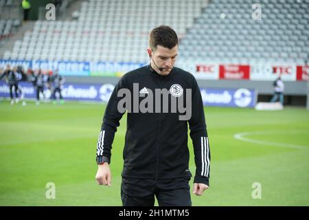 Schiedsrichter Harm Osmers (Hamburg), 1. FBL: 20-21: 11. Spt. SC FREIBURG - ARMINIA BIELEFELD DIE DFL-VORSCHRIFTEN VERBIETEN DIE VERWENDUNG VON FOTOGRAFIEN ALS Stockfoto
