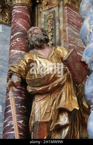 Saint Paul, Statue am Altar in der Kathedrale von Annahme in Varazdin, Kroatien Stockfoto