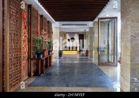 Inneneinrichtung der Hotellobby in Yuehe Hotel, Nanhu Qu, Jiaxing Shi, Zhejiang Sheng, in Jiaxing, China. Stockfoto