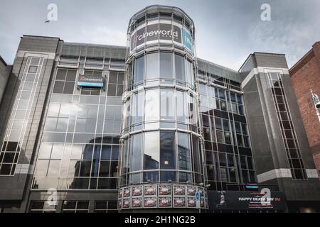 Dublin, Irland, 12. Februar 2019: Fassade des Cineworld-Komplexes im Stadtzentrum von Dublin an einem Wintertag Stockfoto