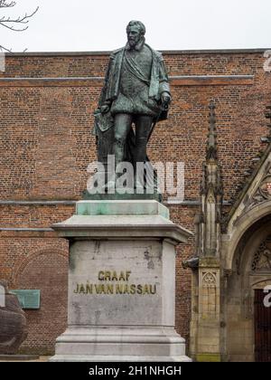 Statue von Graaf Jan van Nassau am Domplein - Utrecht Stockfoto