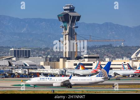 Los Angeles, Kalifornien - 12. April 2019: United Airlines Boeing 737-900ER Flugzeug am Los Angeles International Airport in Kalifornien. Stockfoto