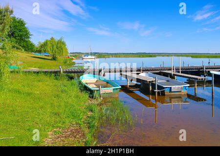 Graebendorfer See in Lausitzer Seenplatte an einem sonnigen Tag, Deutschland Stockfoto