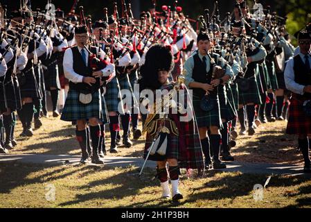 Stone Mountain, Georgia, USA. Oktober 2021. GeorgiaÃs Stone Mountain Highland Games Rückkehr nach zwei Jahren Pause Oktober 16. (Bild: © Robin Rayne/ZUMA Press Wire) Stockfoto